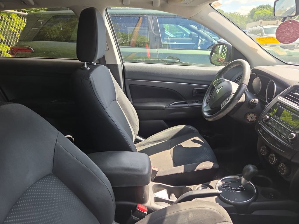 Used 2015 Mitsubishi Outlander Sport ES AWD/4WD image 10
