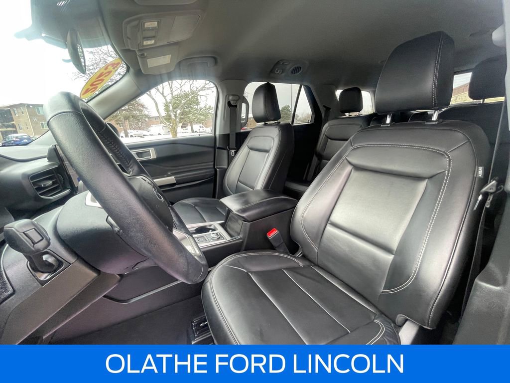 Used 2023 Ford Explorer XLT w/ Equipment Group 202A image 20
