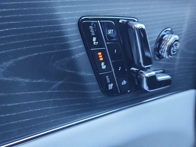 New 2025 Cadillac Lyriq Sport AWD/4WD image 28