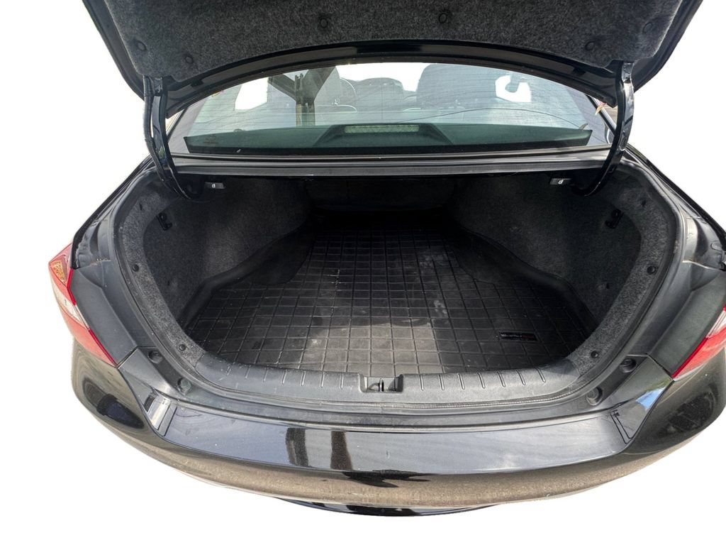 Used 2017 Honda Accord EX-L image 19