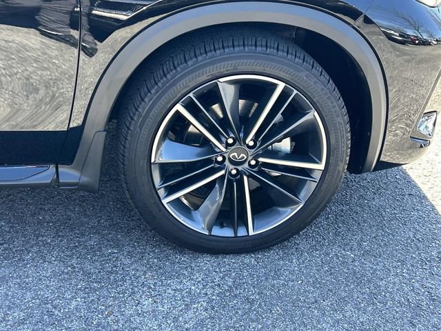 Certified 2025 INFINITI QX55 Luxe image 9
