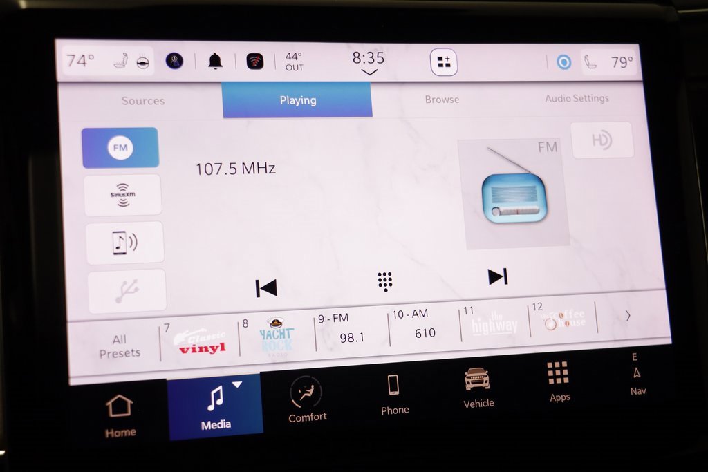 Used 2025 Jeep Grand Cherokee Summit image 9