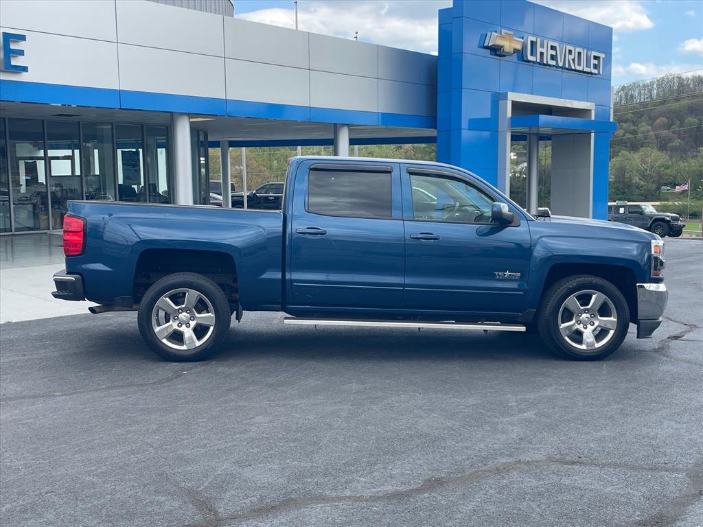 Used 2017 Chevrolet Silverado 1500 LT w/ Texas Edition RWD image 8