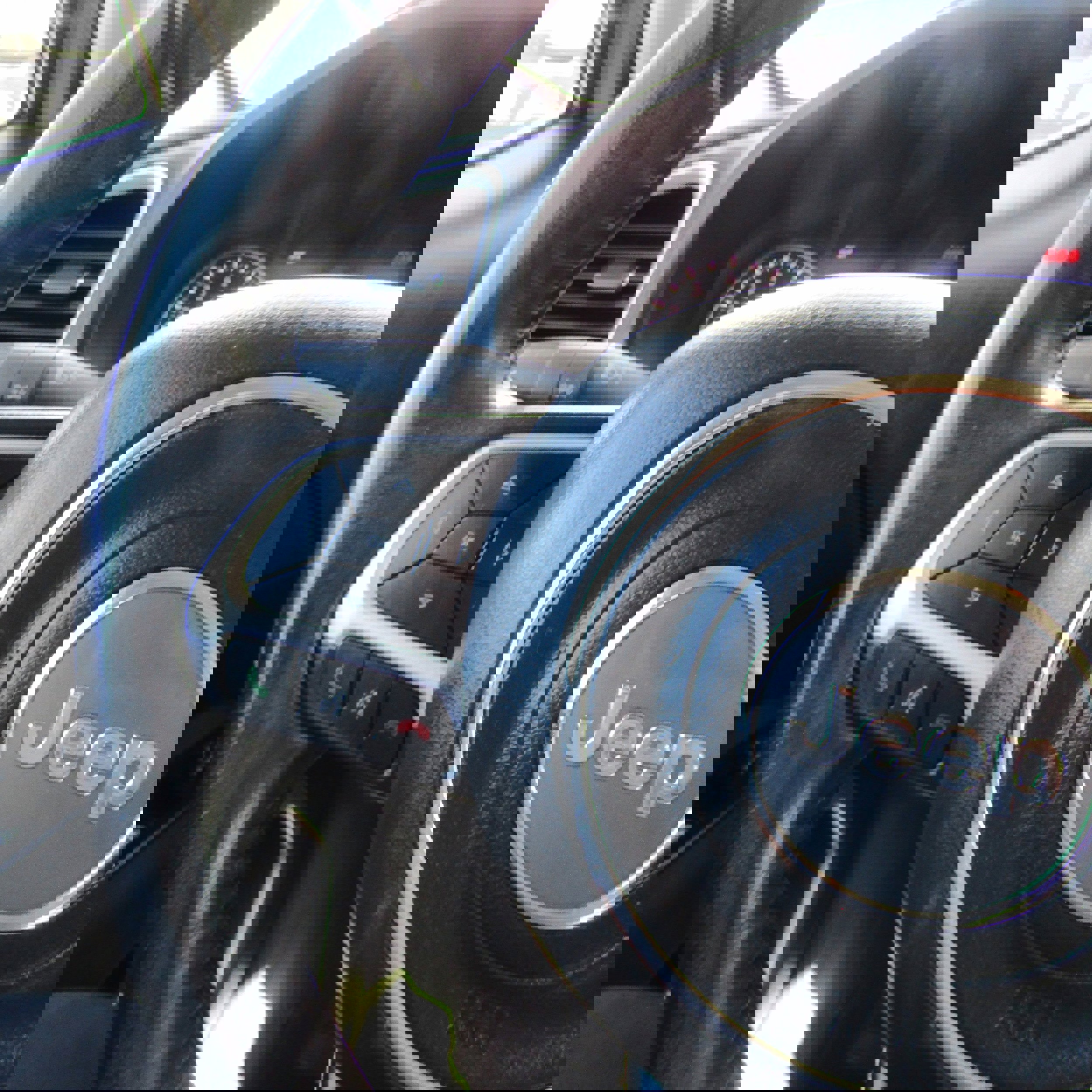 Used 2019 Jeep Renegade Latitude w/ UConnect 8.4 Nav Group image 24