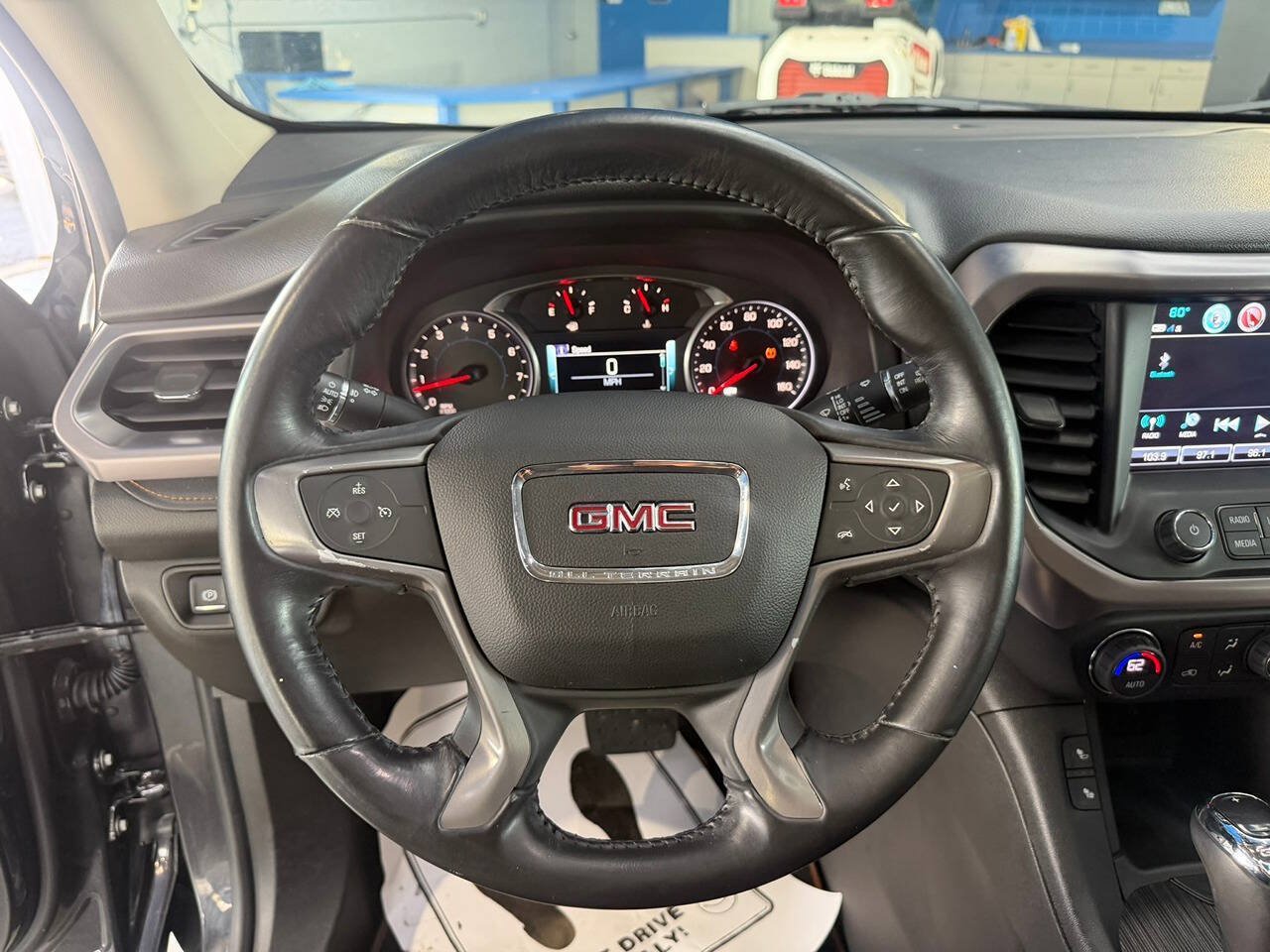 Used 2017 GMC Acadia SLT AWD/4WD image 24