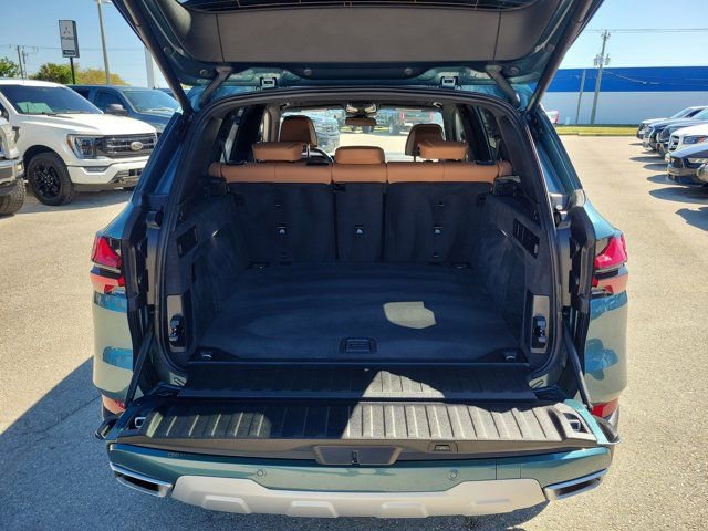 Used 2026 BMW X5 sDrive40i w/ Climate Comfort Package image 10
