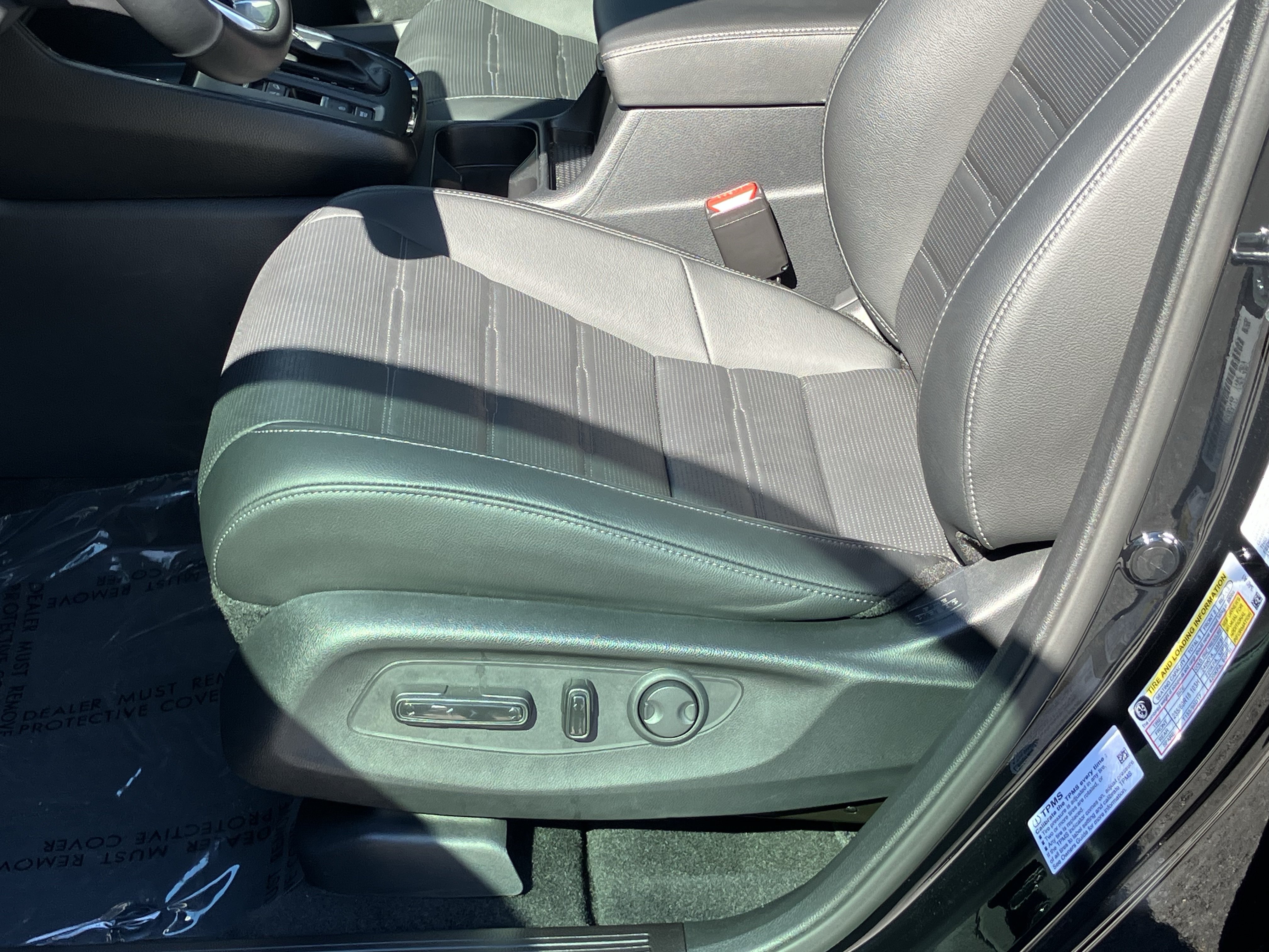 Used 2026 Honda CR-V EX-L image 17