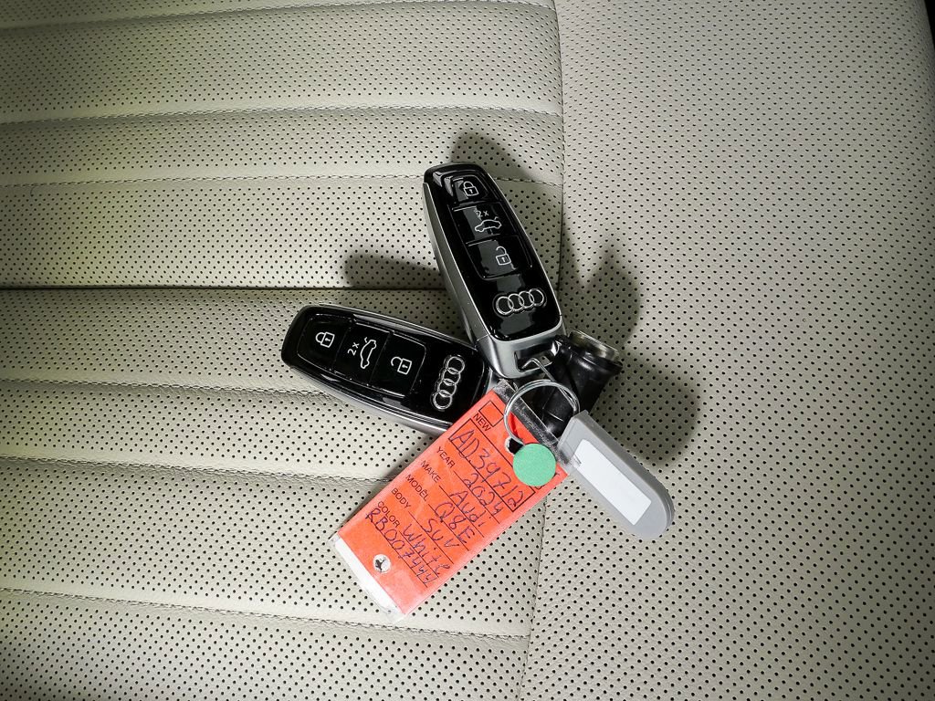 Certified 2024 Audi Q8 e-tron Premium Plus AWD/4WD image 27