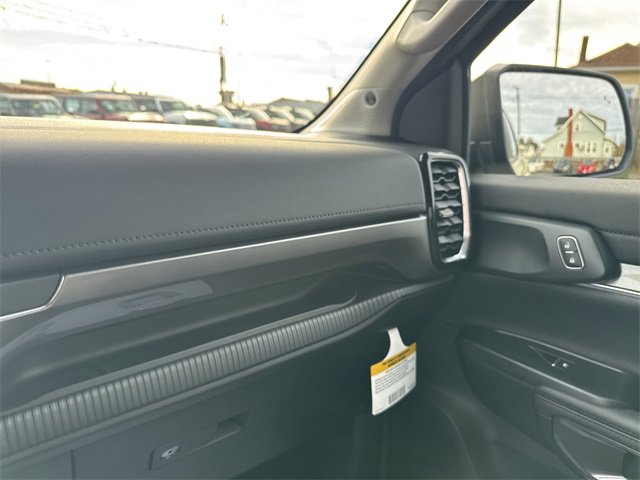 New 2025 Ford Ranger Lariat w/ FX4 Off-Road Package image 24