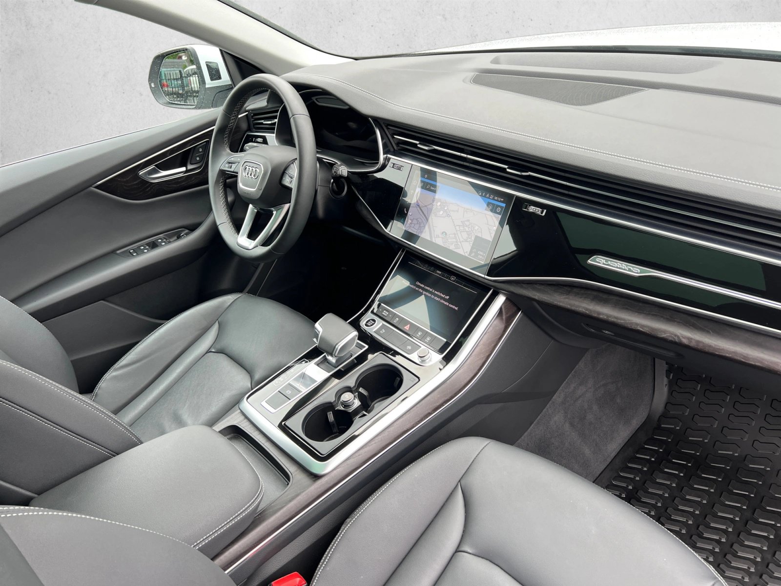 Used 2023 Audi Q8 Premium w/ Convenience Package AWD/4WD image 28