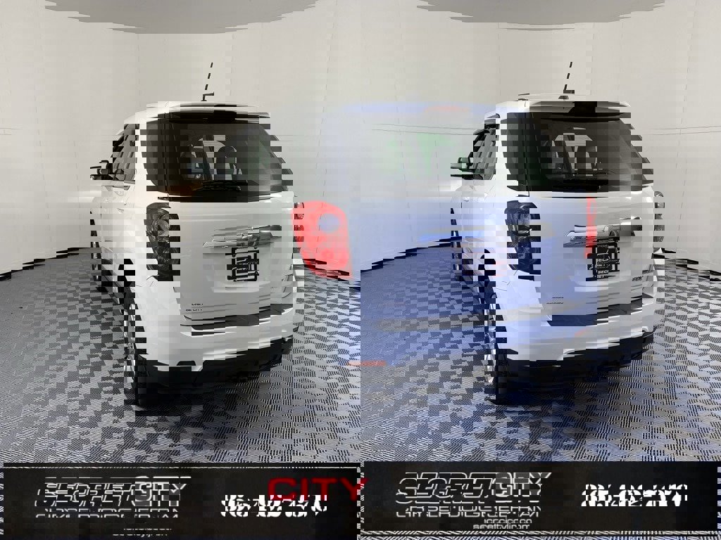 Used 2015 Chevrolet Equinox LS image 5