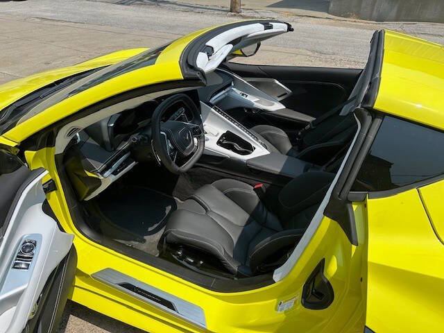 Used 2023 Chevrolet Corvette Stingray Premium Cpe w/ Z51 Performance Package image 10