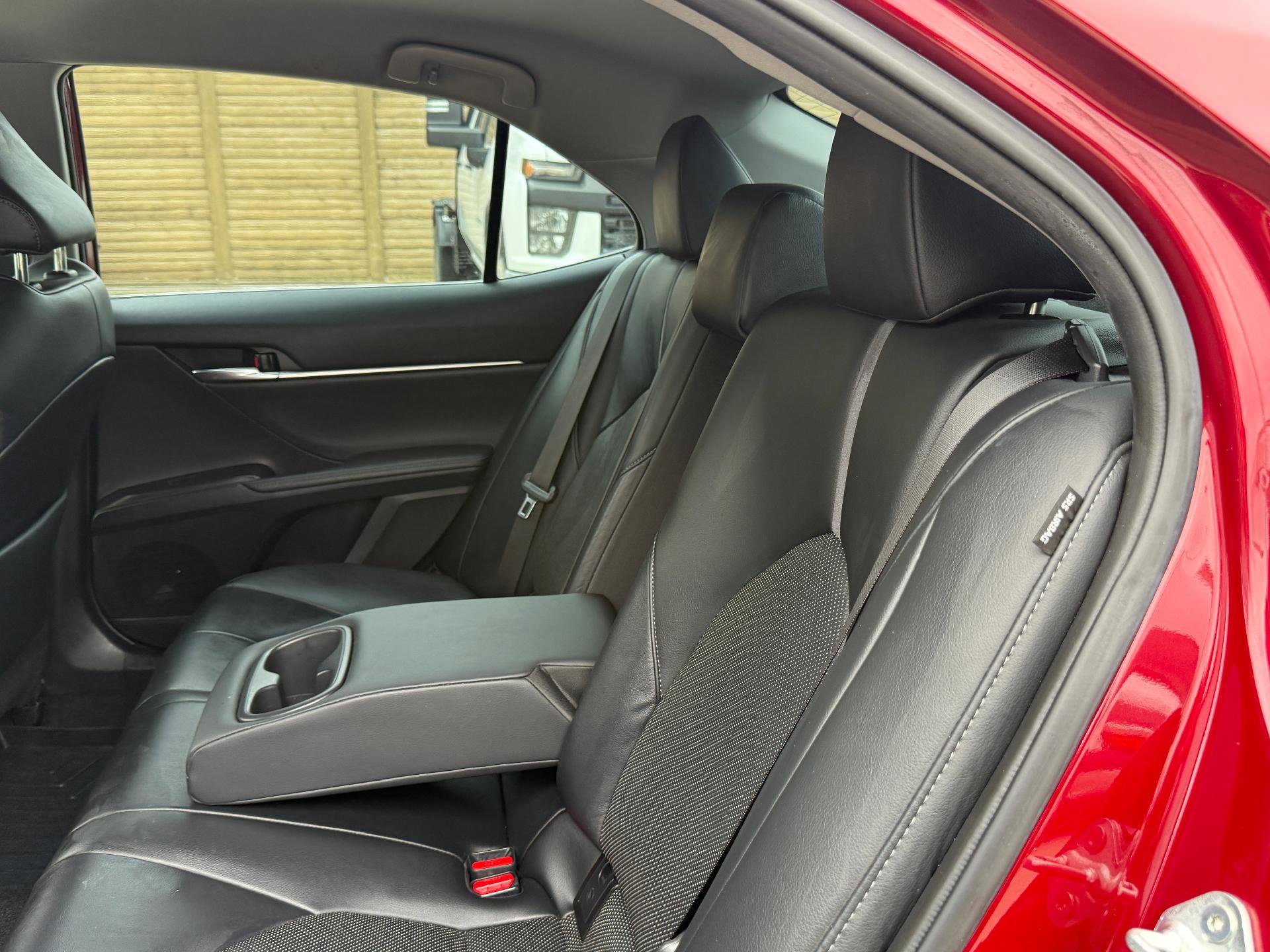 Used 2022 Toyota Camry XLE image 20