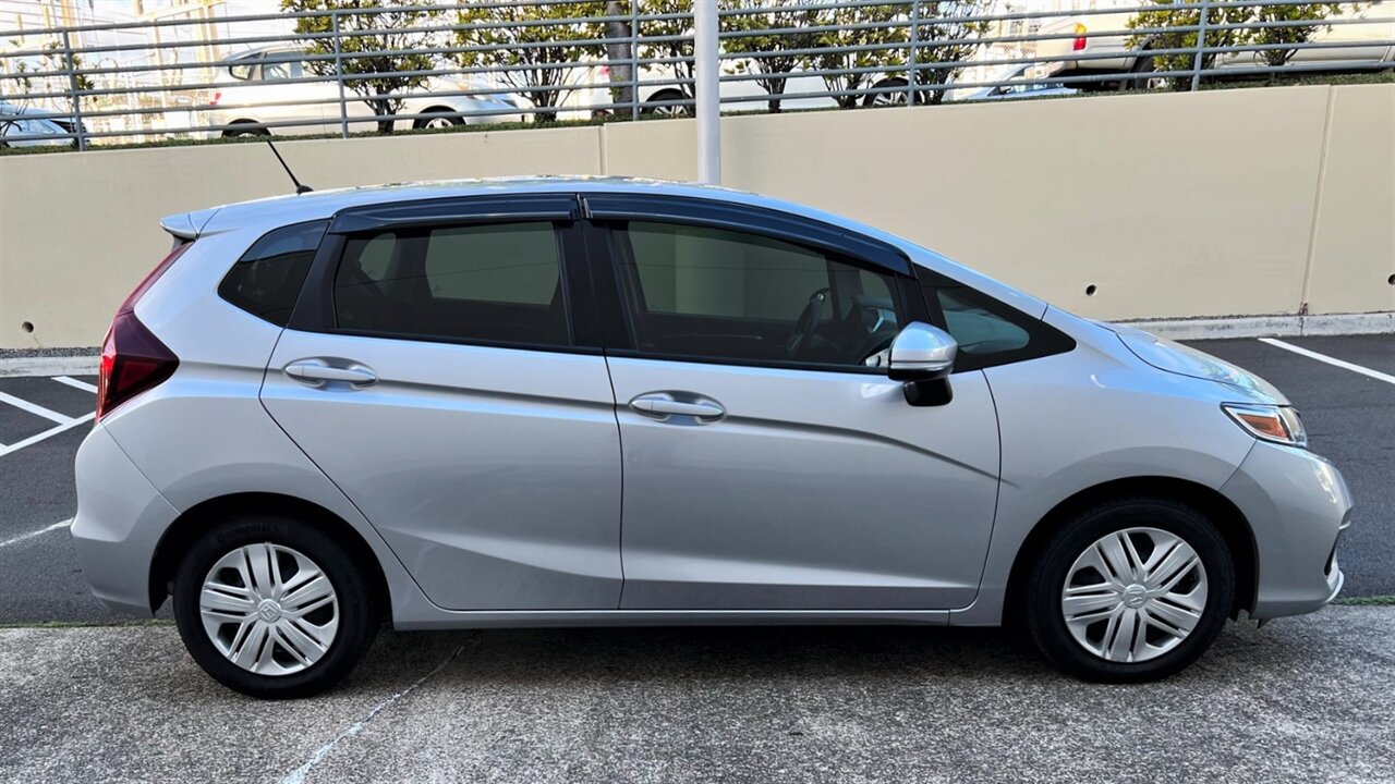 Used 2020 Honda Fit LX image 6