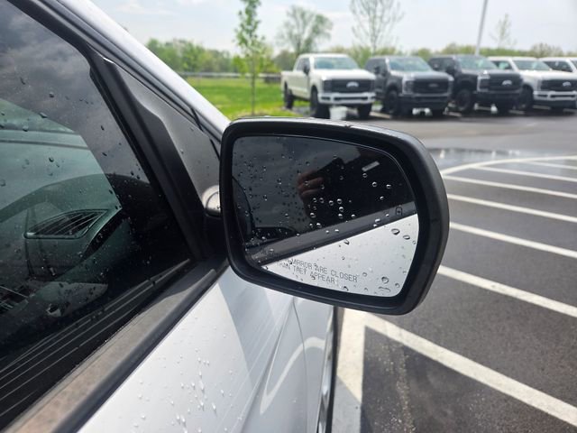 Used 2019 Ford Edge SE FWD image 6