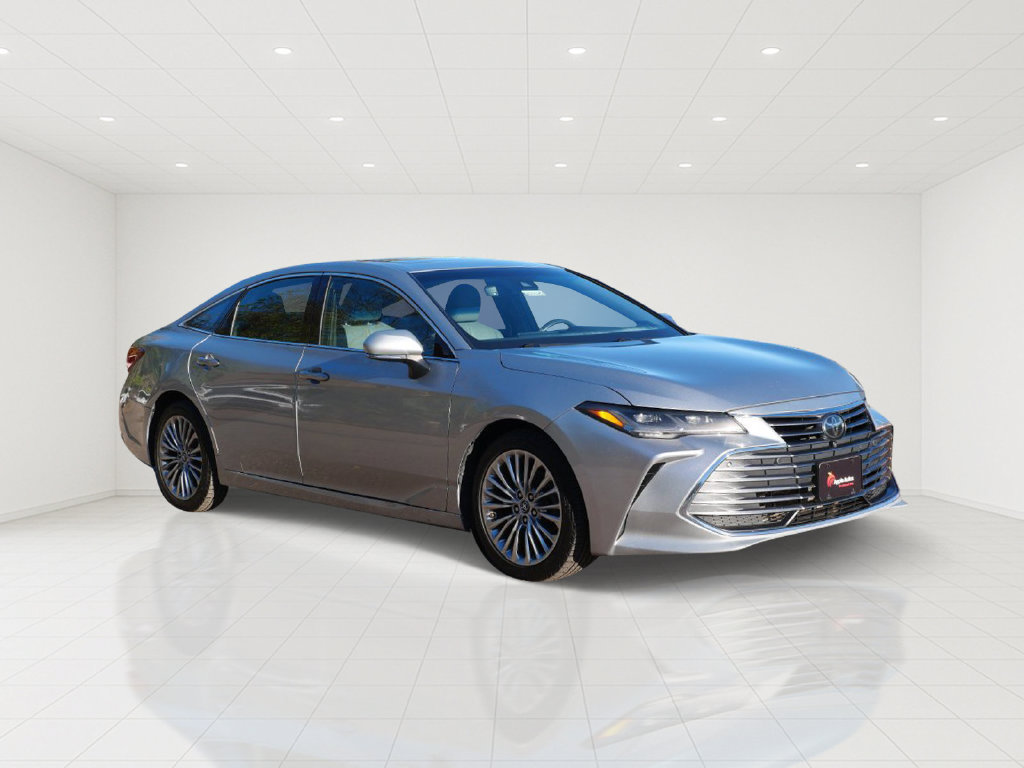 Used 2019 Toyota Avalon Limited w/ Advanced Safety Package FWD image 1