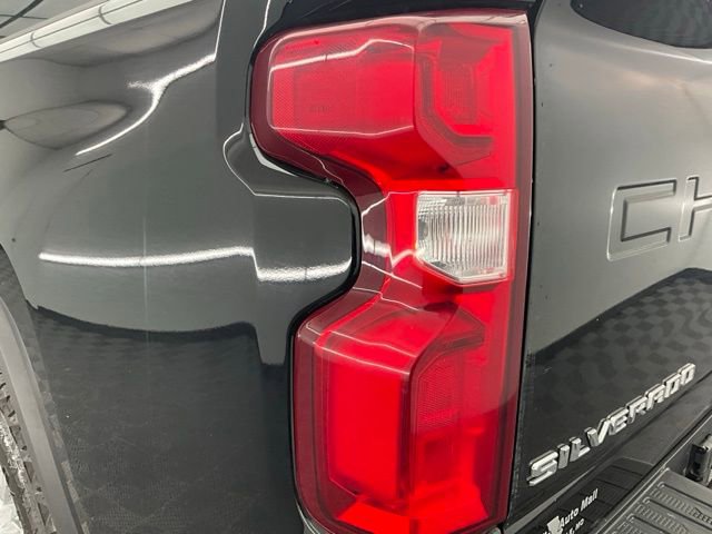 Used 2020 Chevrolet Silverado 2500 High Country w/ Z71 Off-Road Package image 24