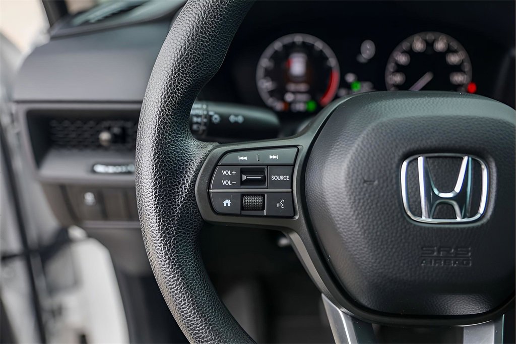 Used 2025 Honda CR-V EX image 11