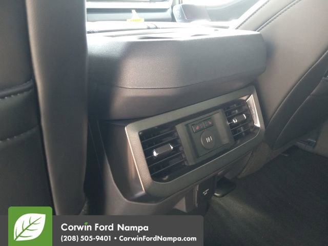 New 2026 Ford F250 Platinum image 27