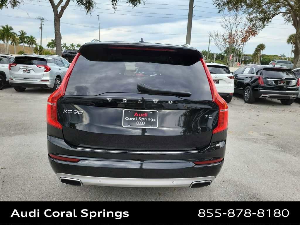 Used 2021 Volvo XC90 T5 Momentum w/ Protection Package Premier image 7