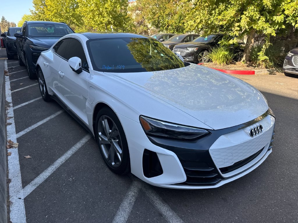 Certified 2024 Audi e-tron GT Premium Plus AWD/4WD image 2