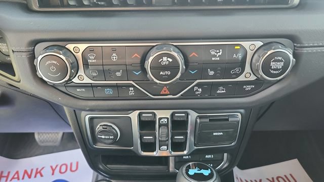 Used 2024 Jeep Wrangler High Altitude AWD/4WD image 19