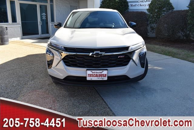 New 2026 Chevrolet Trax RS w/ Driver Confidence Package image 4