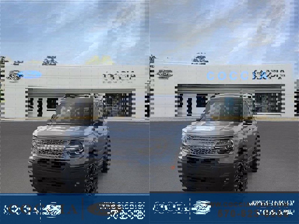 Used 2025 Ford Bronco Sport Outer Banks image 2