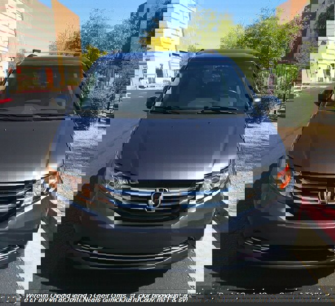 Used 2016 Honda Odyssey LX image 2