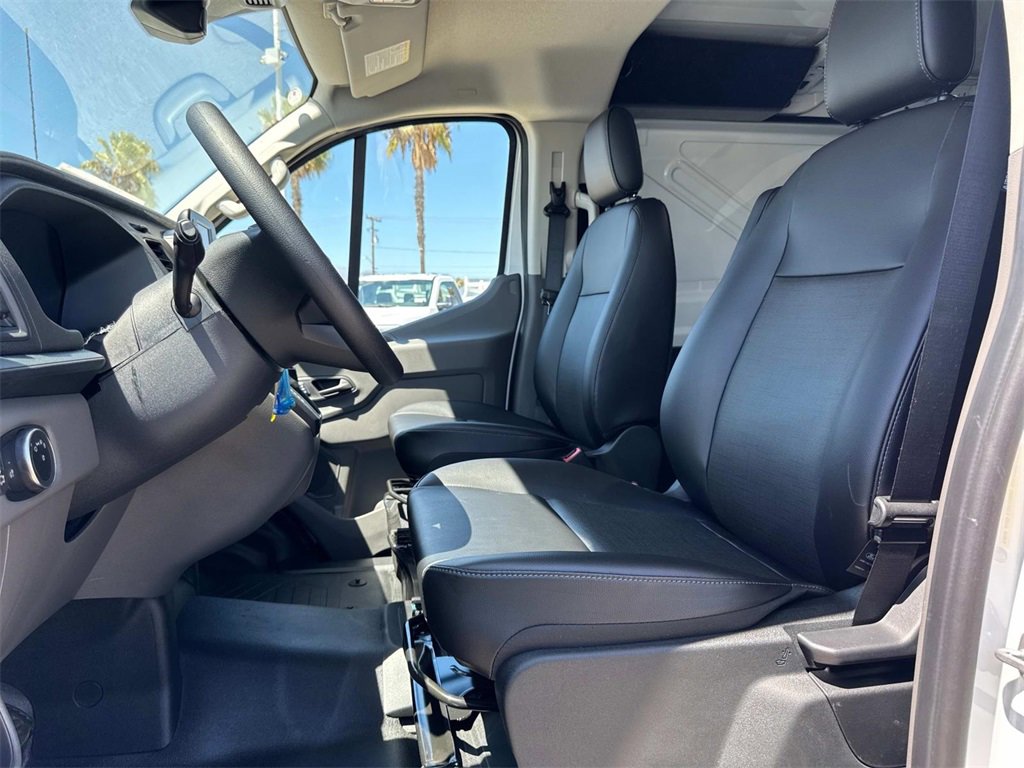 New 2025 Ford Transit 250 Low Roof image 12