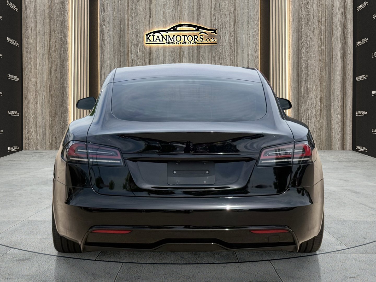 Used 2023 Tesla Model S Plaid AWD/4WD image 5
