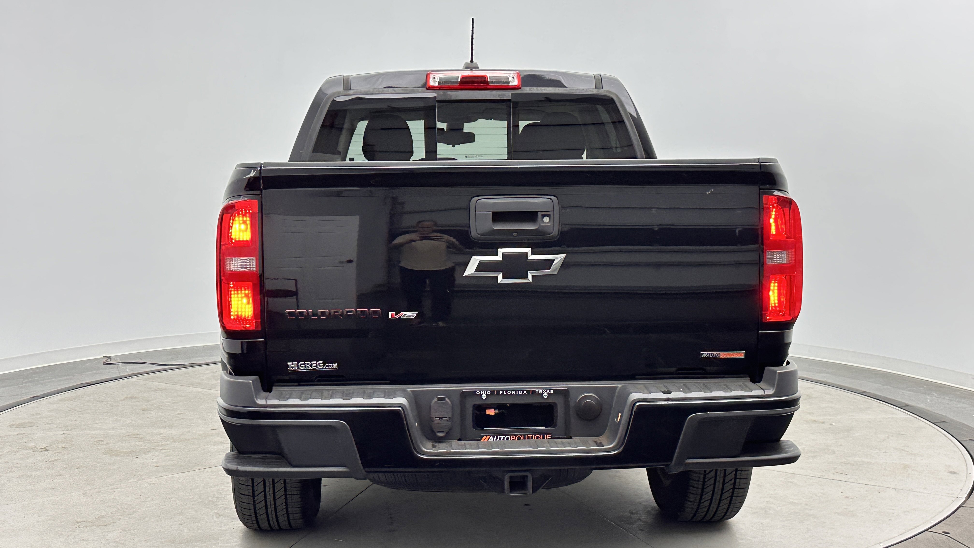 Used 2019 Chevrolet Colorado LT w/ Redline Special Edition AWD/4WD image 6
