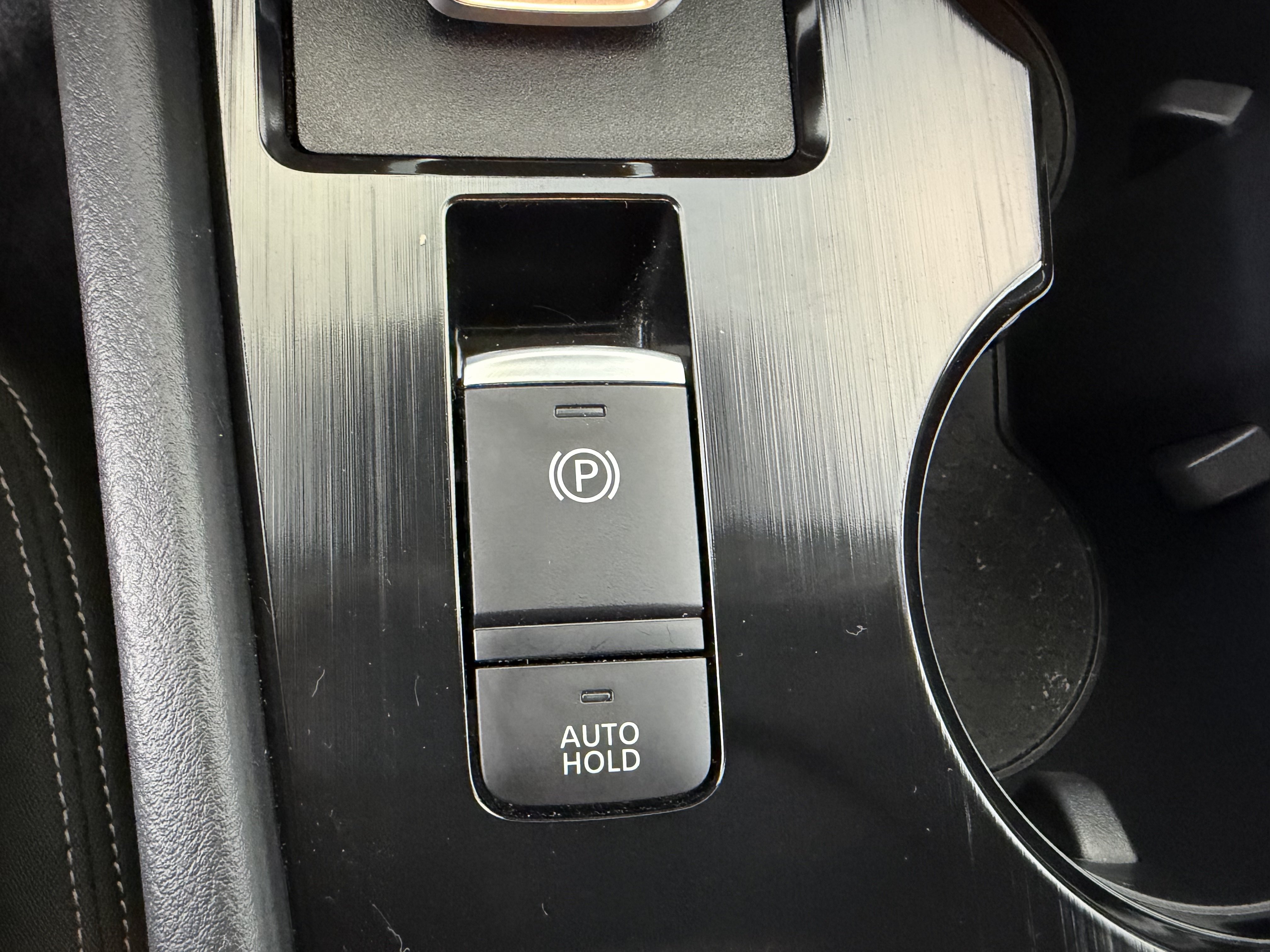 Used 2024 Nissan Rogue SV FWD image 21
