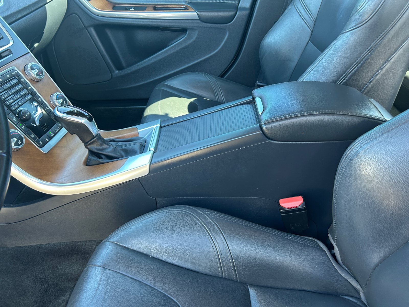 Used 2017 Volvo S60 T5 Inscription Platinum AWD/4WD image 15
