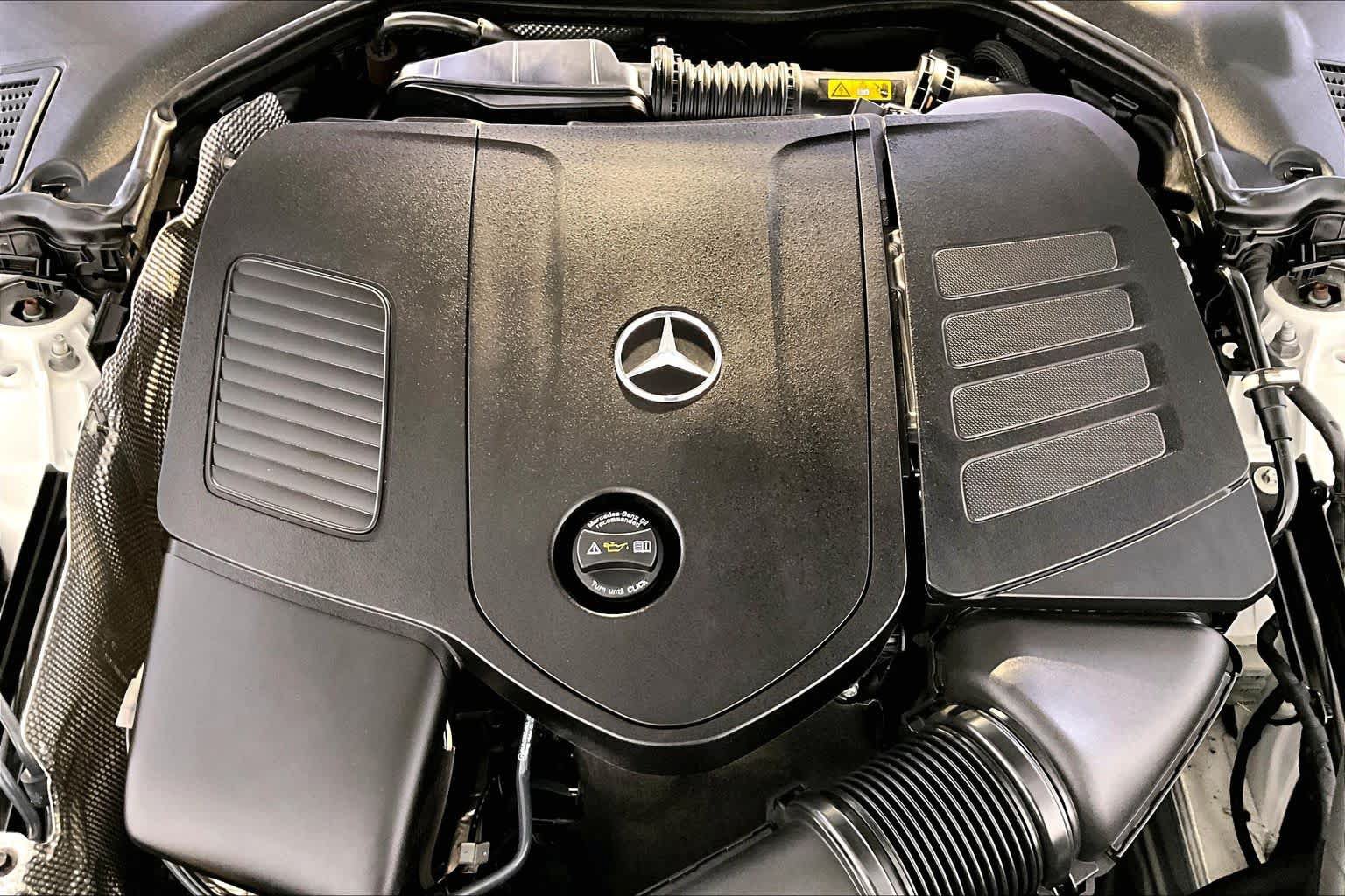 Used 2022 Mercedes-Benz C 300 4MATIC Sedan image 31