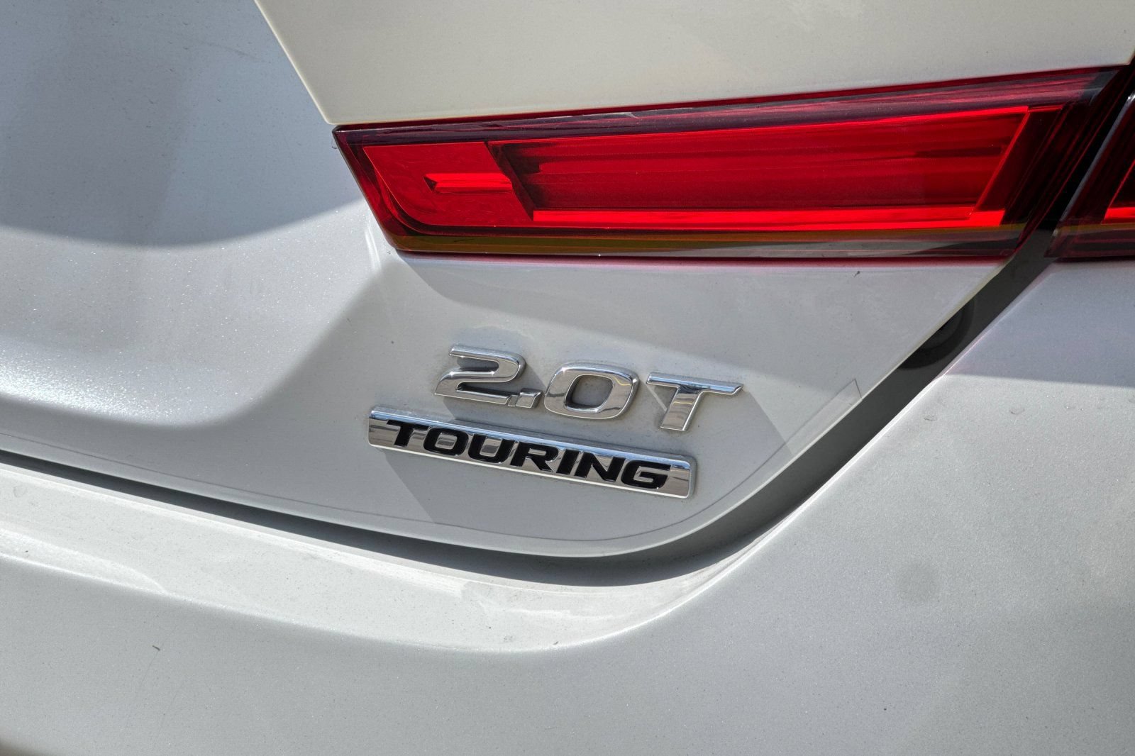 Certified 2020 Honda Accord Touring image 27