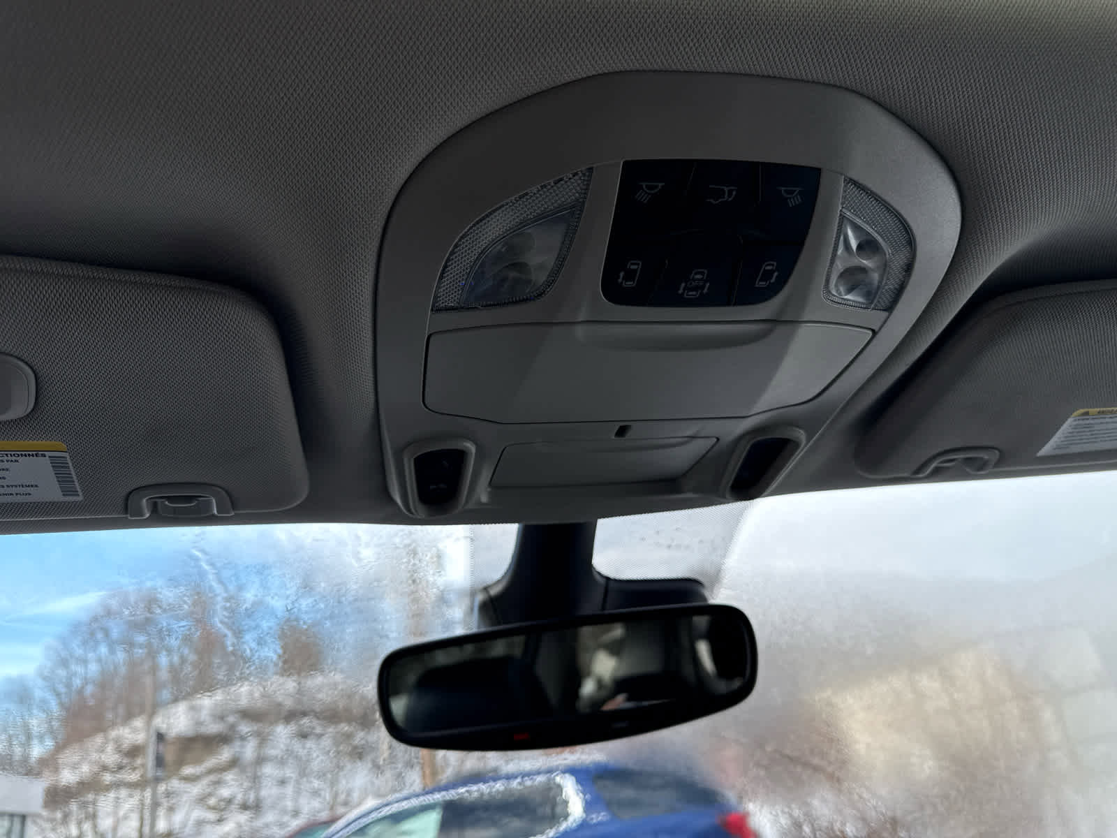 Used 2024 Chrysler Pacifica Limited image 21