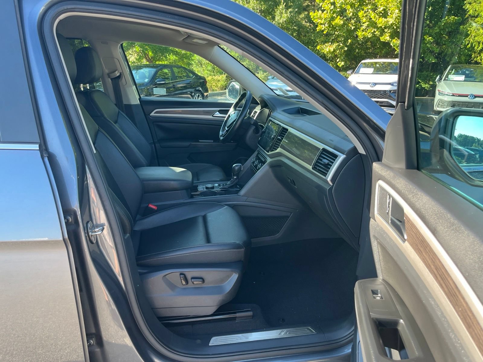 Used 2019 Volkswagen Atlas SEL AWD/4WD image 38