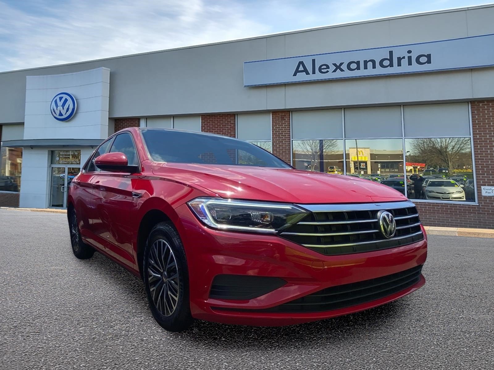Used 2019 Volkswagen Jetta SEL FWD image 1