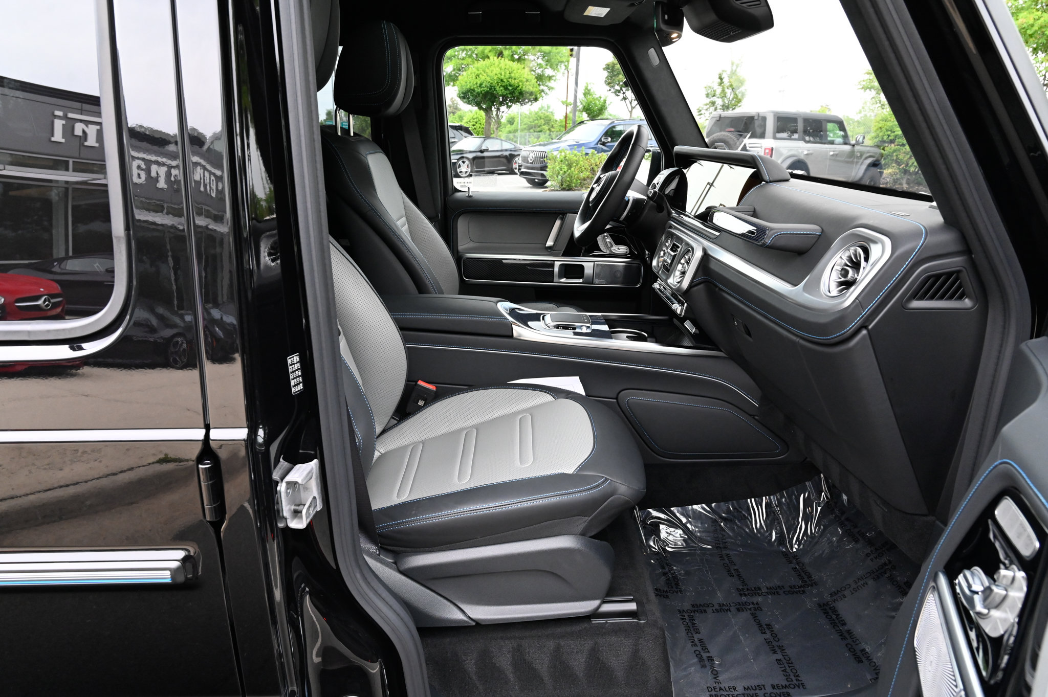Used 2025 Mercedes-Benz G 580 w/ EQ Technology image 55
