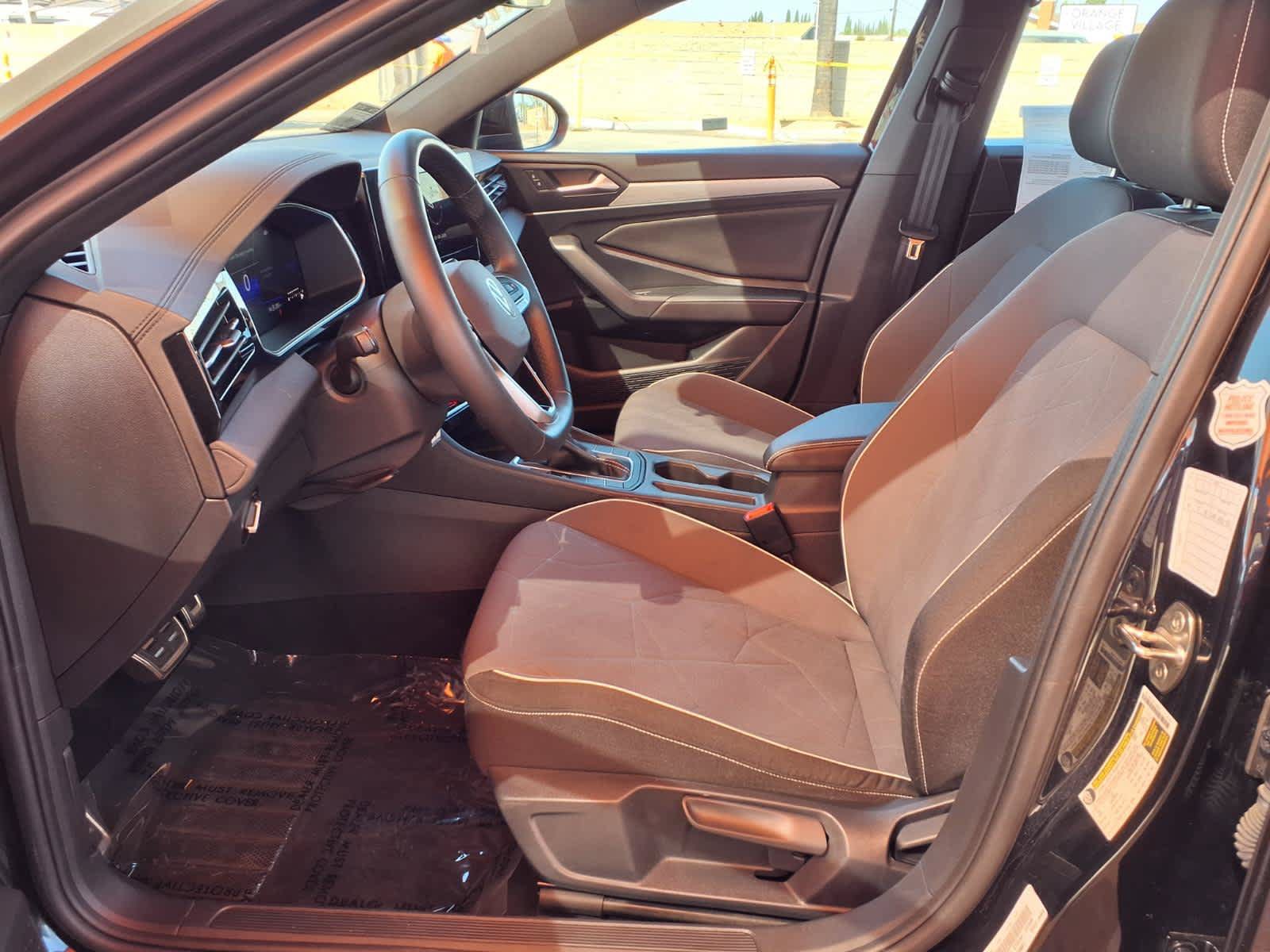 Used 2025 Volkswagen Jetta Sport FWD image 16