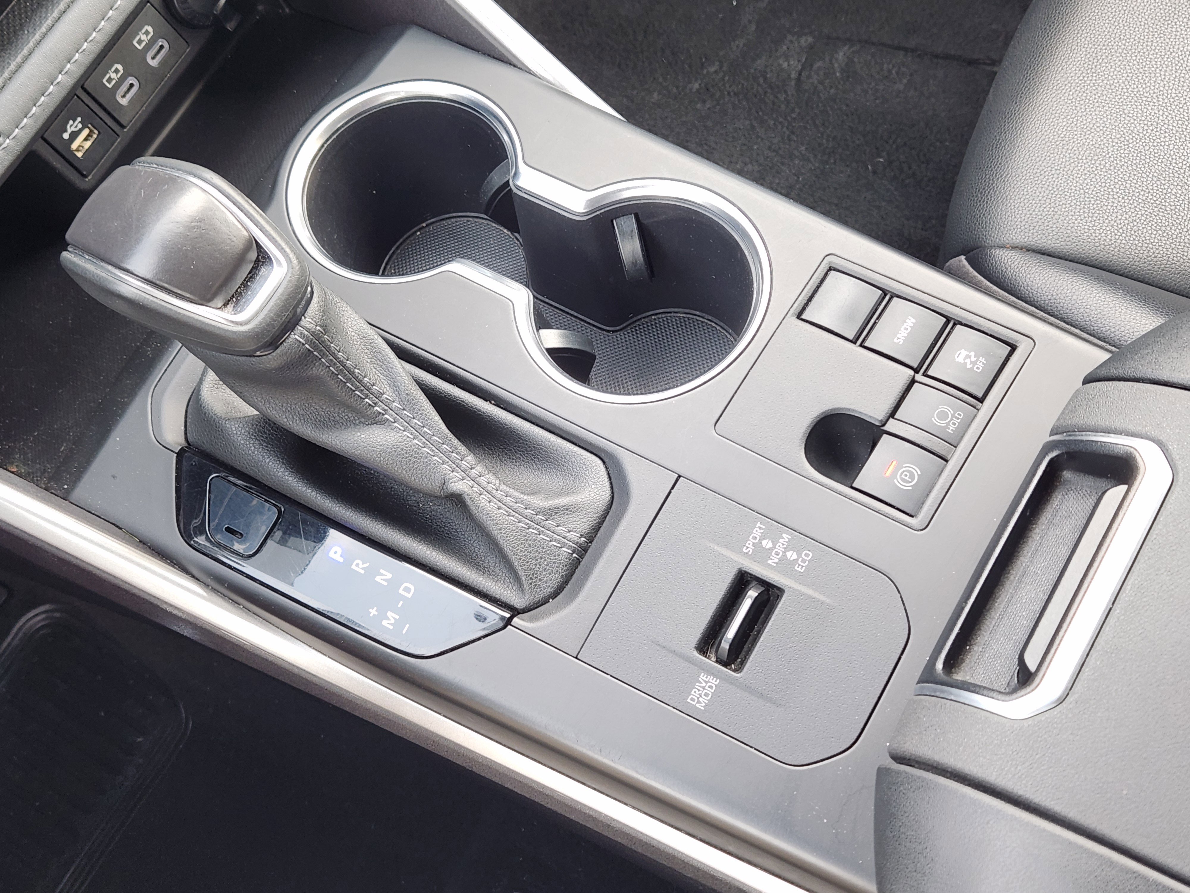 Used 2024 Toyota Highlander XSE image 19