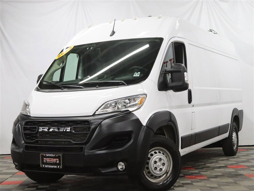 Used 2024 RAM ProMaster 2500 w/ Convenience Group FWD image 1