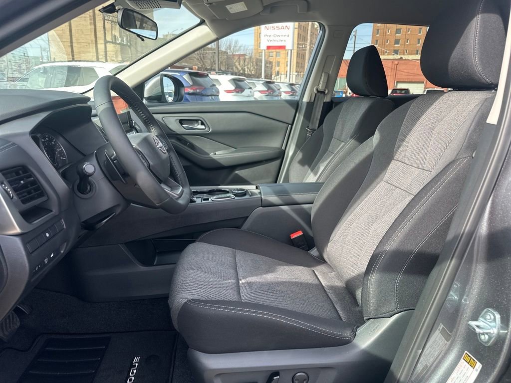 New 2026 Nissan Rogue SV image 10