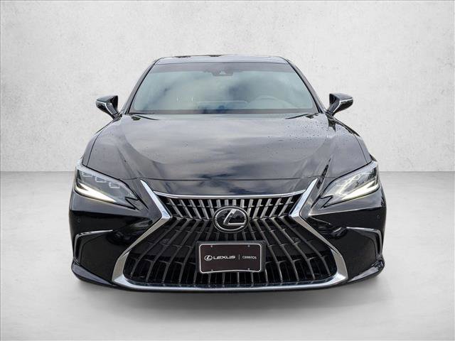 Used 2025 Lexus ES 300h w/ Premium Package FWD image 2