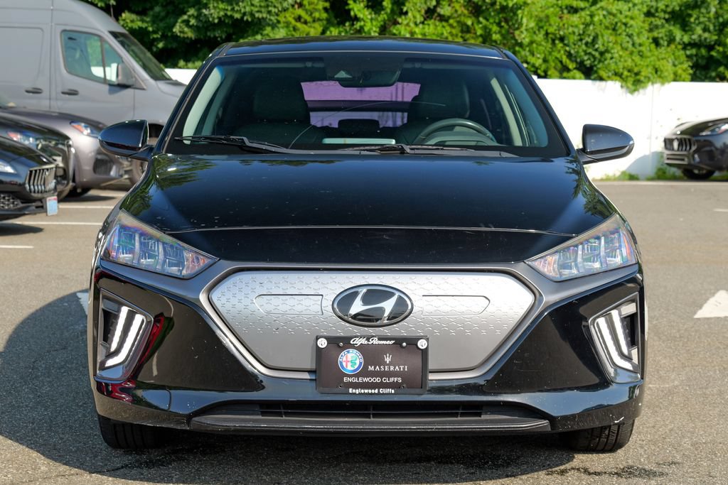 Used 2020 Hyundai Ioniq Limited FWD image 2
