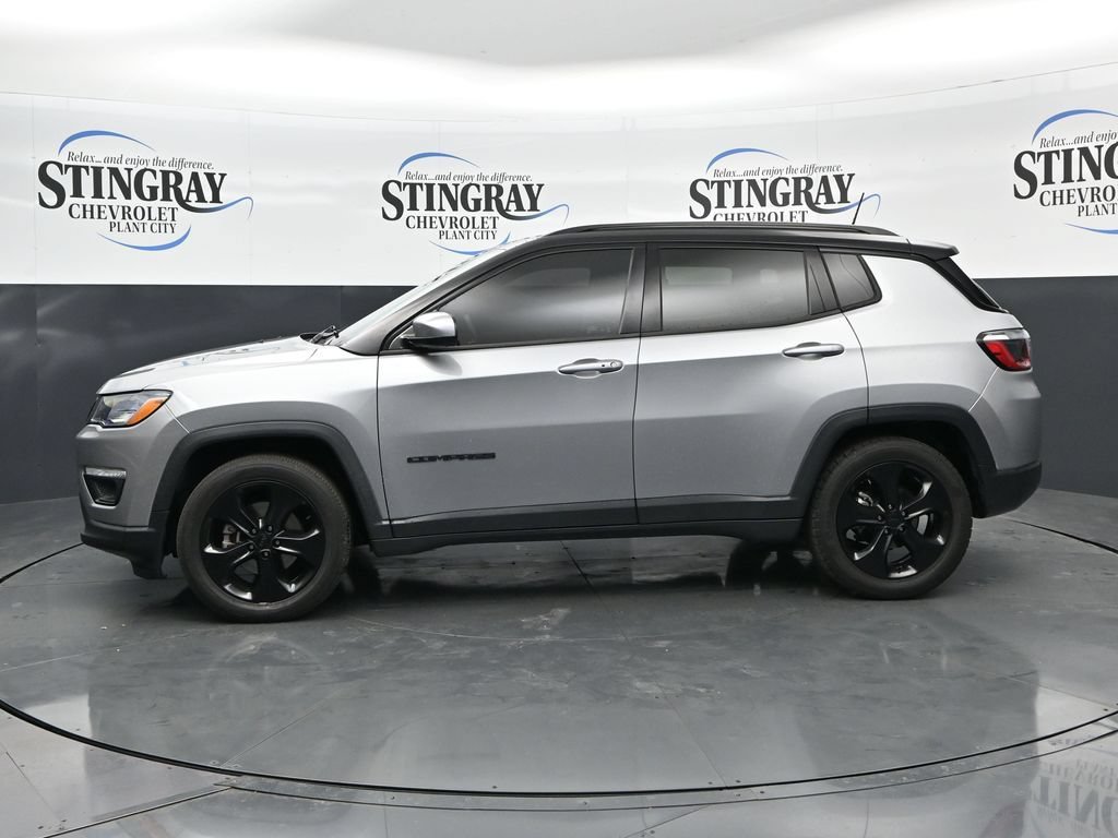 Used 2021 Jeep Compass Latitude FWD image 4