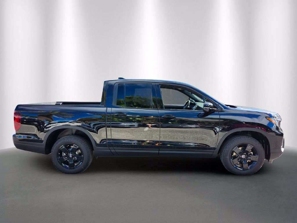 New 2026 Honda Ridgeline Black Edition image 7