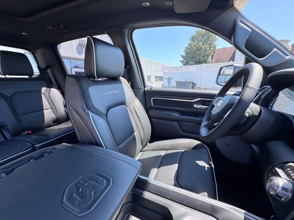 New 2026 RAM 1500 Laramie AWD/4WD image 21