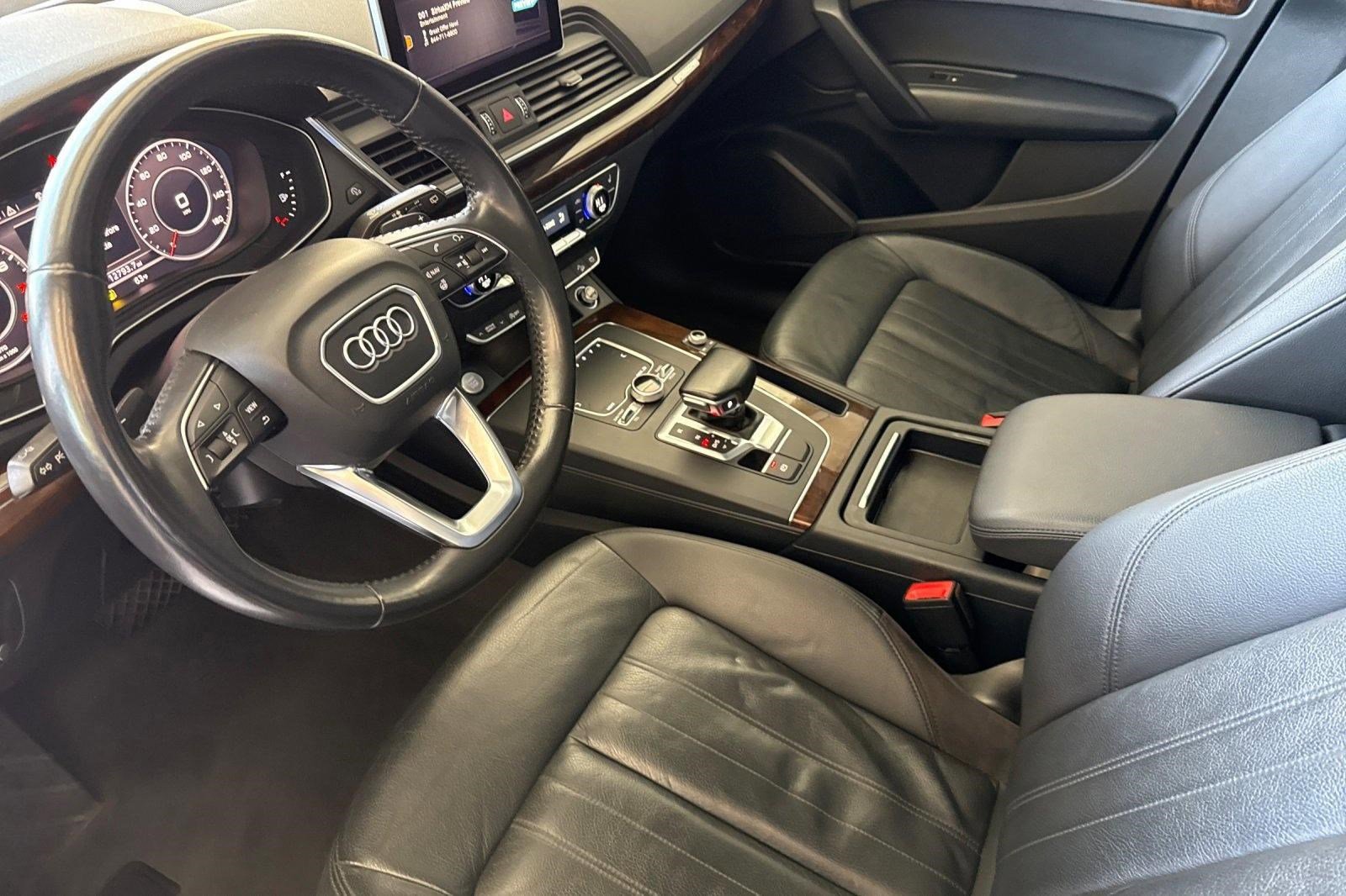 Used 2018 Audi Q5 2.0T Premium Plus w/ Premium Plus Package AWD/4WD image 4